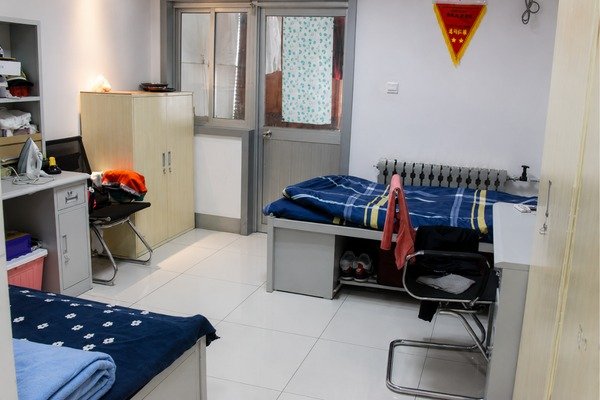 Hosteluni-shandong-second-medical-university-hostel-room - MTZ Global Visa Consultants Shandong Second Medical University international student hostel room, twin-share accommodation